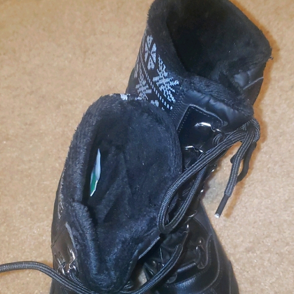 Snow/waterproof boots - Picture 3 of 5